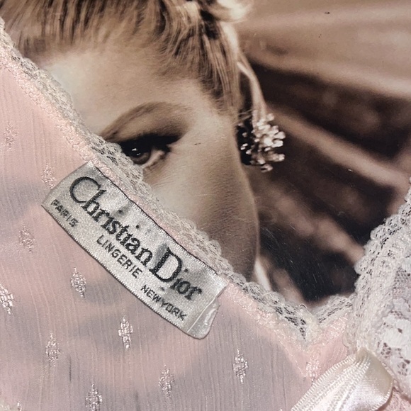 💎 🌹 💎• 🫦 Christian DIOR x Sweet Slumber Vibes 🫦 - Picture 2 of 12